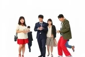 《窗口里的海》封面，从窗内望出去的海面